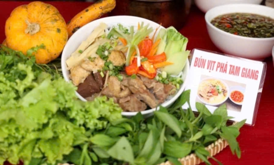 Van Cu rice noodles are featured in many of Hue’s signature dishes. Photo: Nhat Binh